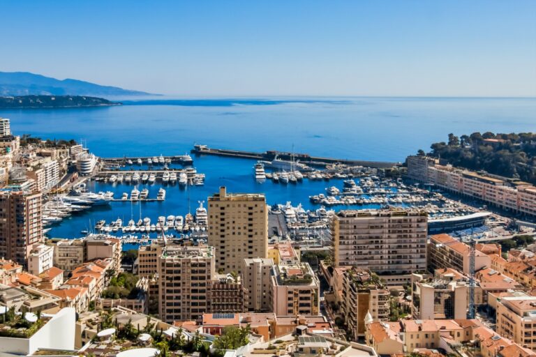FOR SALE – GRANADA – 2 BEDROOM APARTMENT IN BARE O..
