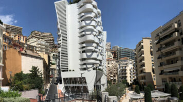 FOR SALE – CONDAMINE – 1-BEDROOM DUPLEX WITH PRIVA..