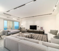Exceptional apartment in Seaside Plaza