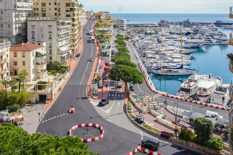 FOR SALE – MONACO HARBOUR – 3-BEDROOM FLAT WITH SE..