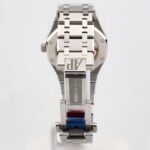 watch_175405603381412