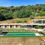 Contemporary Villa with Exceptional Views – Sea and Countryside – Near Pampelonne and L’Escalet – Gallery 1