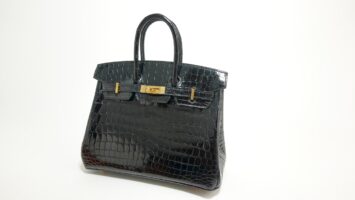 HERMÈS BIRKIN 25 BLACK ALLIGATOR HANDBAG – ULTIMAT..