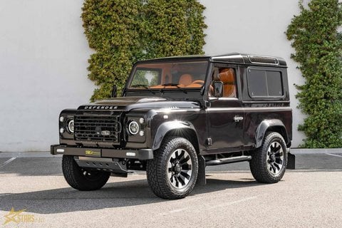 LAND ROVER DEFENDER SW 90 2.4 TD SE
Price: €124,90..