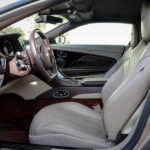 img-aston-martin-db11-volante-voiture-d-occasion-6289-33