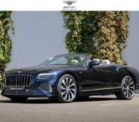 BENTLEY CONTINENTAL GTC AZURE V8 4.0 HYBRID 682HP
..