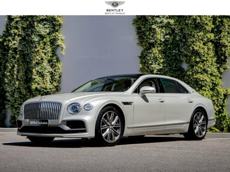 BENTLEY FLYING SPUR ODYSSEAN EDITION V6 HYBRID 550..