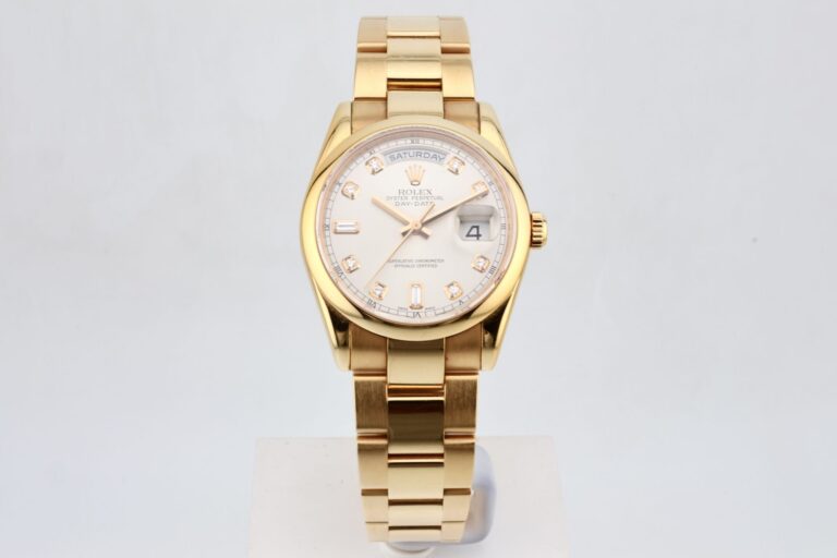 ROLEX DAY-DATE 36MM ROSE GOLD SILVER DIAL WITH DIA..
