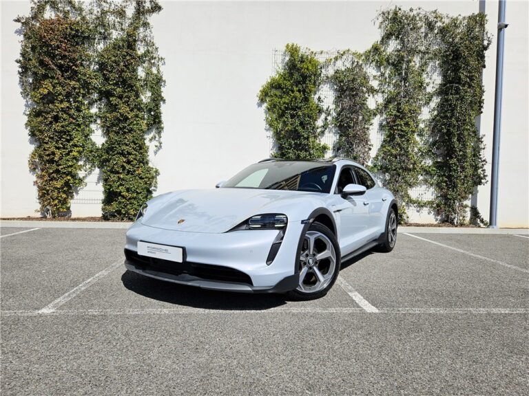 PORSCHE TAYCAN CROSS TURISMO 4 476 CH
Price: €84,9..