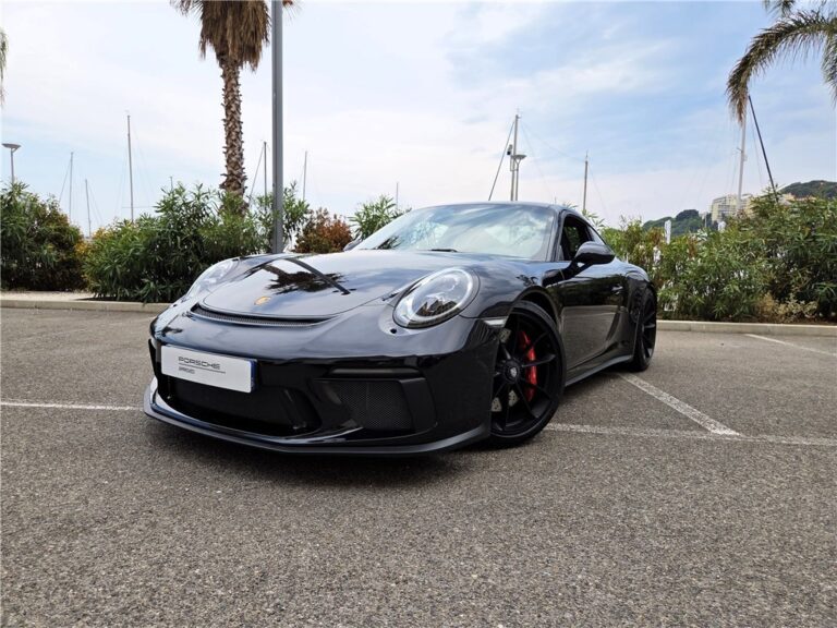 PORSCHE 911 GT3 4.0I PACK TOURING
Price: €184,900
..
