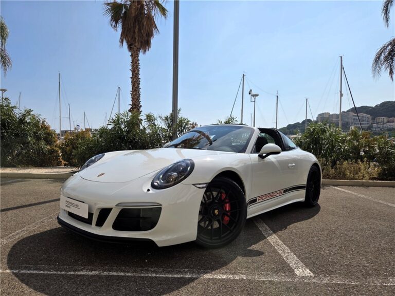 PORSCHE 911 TARGA 4 3.0I 450 GTS PDK
Price: €159,9..