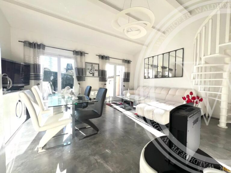 Luxurious Apartment for Sale in Mougins, France