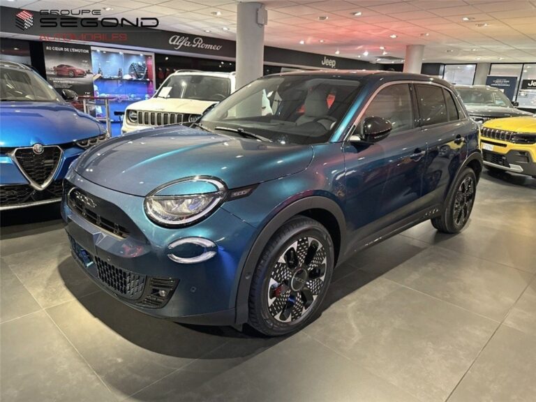 FIAT 600 1.2 HYBRID 100CH DCT6 LA PRIMA
Price: €28..