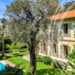 A Timeless Belle Époque Villa in Private Domain Just Steps from Passable Beach – Gallery 7