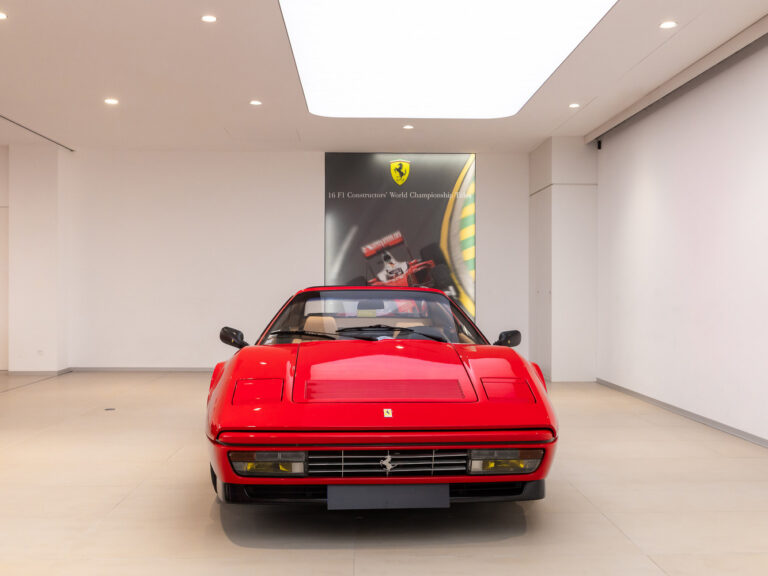FERRARI 328 GTS – SCUDERIA MONTE-CARLO
Price: €89,..
