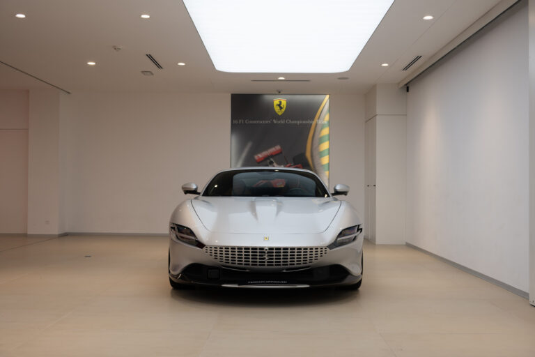 FERRARI ROMA – SCUDERIA MONTE-CARLO
Price: €229,00..