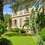 A Timeless Belle Époque Villa in Private Domain Just Steps from Passable Beach – Gallery 8