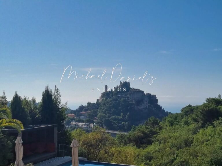 Stunning Development in the Hills of Èze Village.