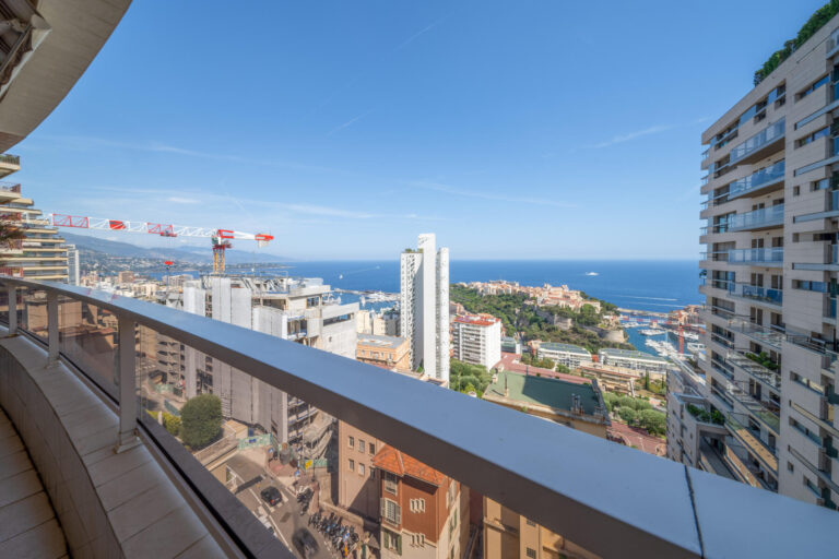 FOR SALE – EXOTIC GARDEN – 2-BEDROOM APARTMENT IN ..