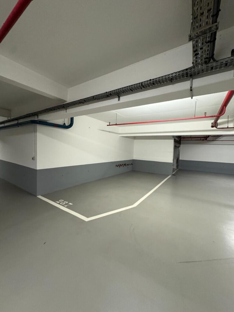 FOR RENT – MONTE CARLO SUN – 1.5 PARKING SPACES
Pr..
