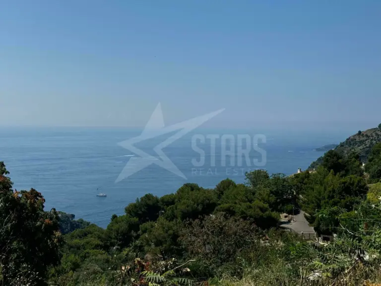 FOR SALE – ÈZE – BUILDING LAND WITH SEA VIEW
Price..