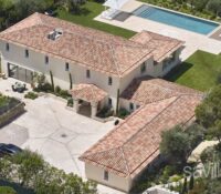 Luxurious property with an unobstructed view.