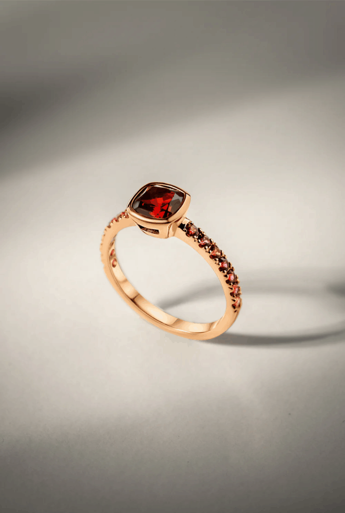 FOR SALE – PASSION RING by Charlotte.B

Price: €1,..