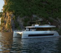 MOON YACHT 60 POWER.