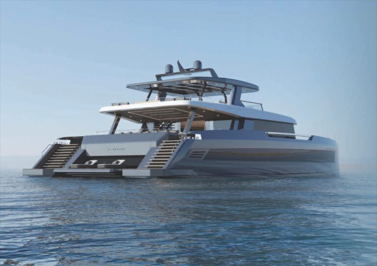 MOON YACHT 100 POWER