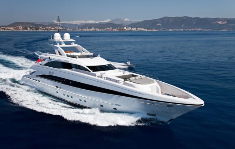 Yacht Charter – M/Y JEMS
Builder: Heesen
Length: 4..