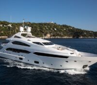 YACHT CHARTER – M/Y THUMPER
Builder: Sunseeker
Len..