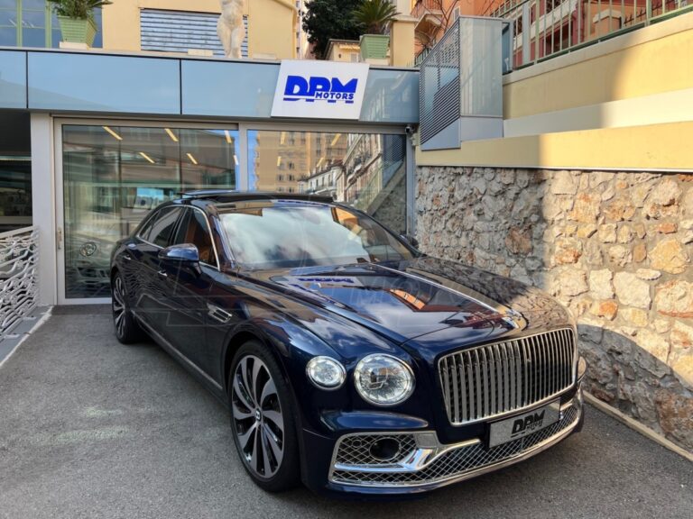BENTLEY FLYING SPUR HYBRID 544 AZURE

Price: €200,..