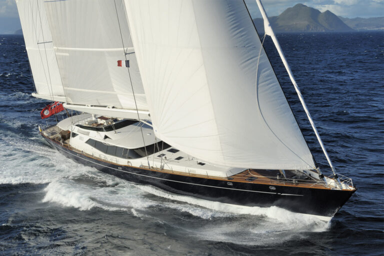 YACHT CHARTER – S/Y DRUMBEAT
Builder: Alloy Yachts..