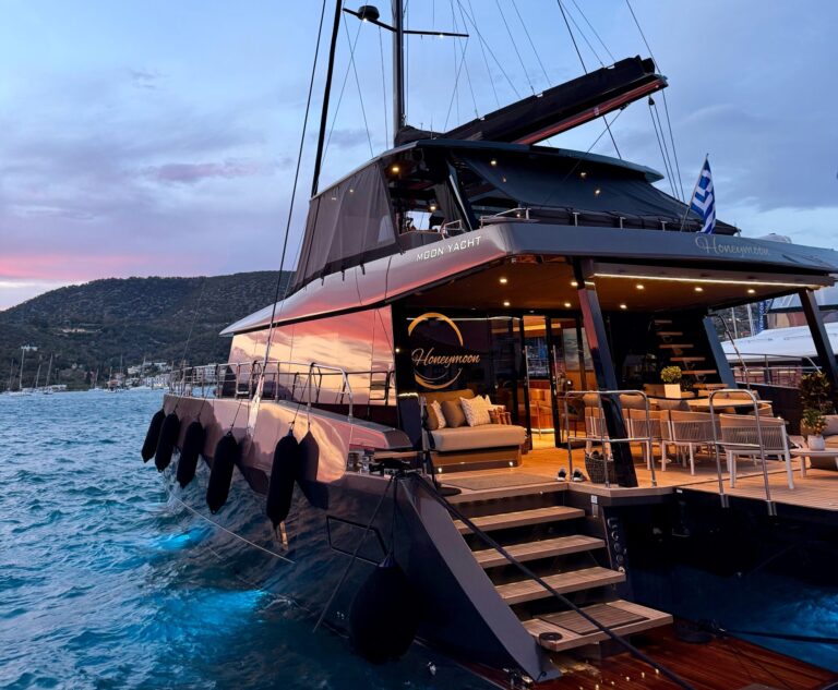 MOON 60 SAIL – Cannes Yachting Festival