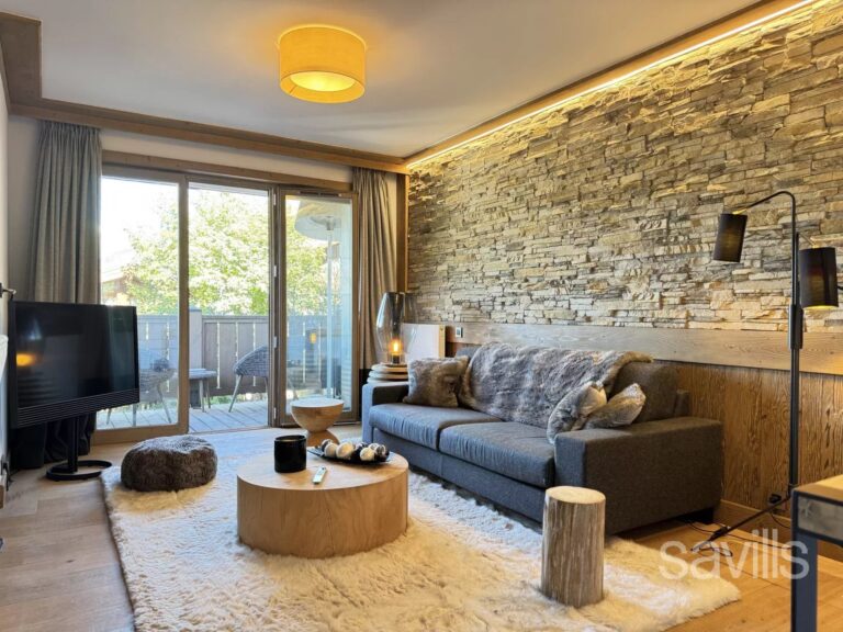 Two bedrooms apartment in Courchevel Village
