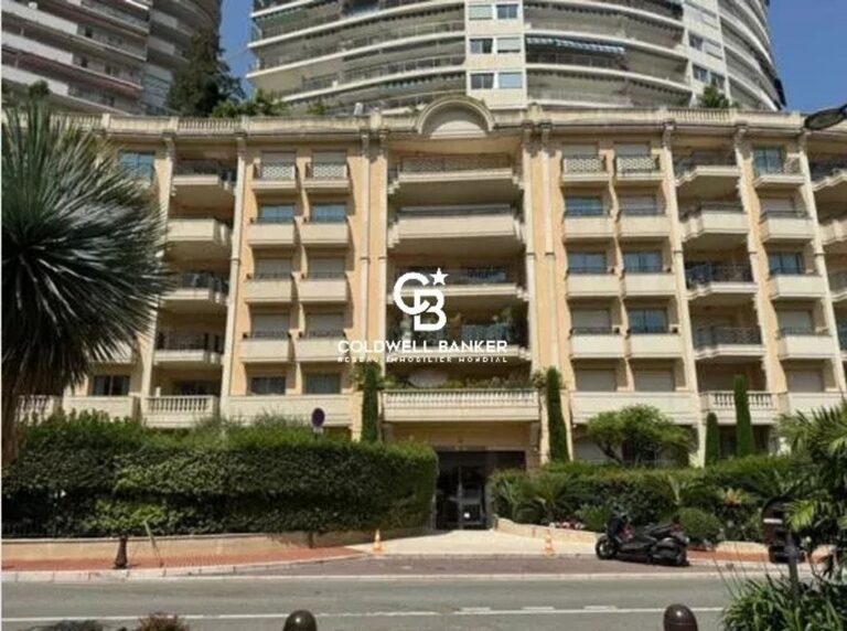 FOR SALE – MONACO – 1-BEDROOM APARTMENT WITH TERRACE AND PARKING
