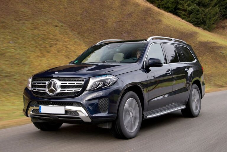 MERCEDES GLS RENTAL

The Mercedes GLS offers a ble..
