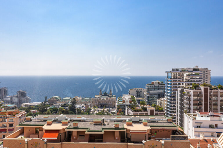 FOR RENT – CARRÉ D’OR – SEA VIEW 2-BEDROOM APARTMENT