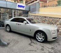 FOR SALE – MONACO – ROLLS-ROYCE GHOST (2015)
Milea..