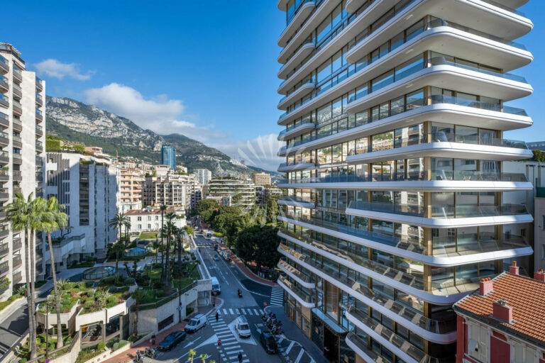 FOR SALE – CARRÉ D’OR – STUDIO IN PARK PALACE RESIDENCE