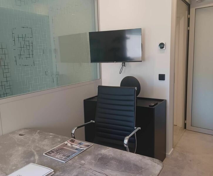FOR RENT – FONTVIEILLE – OFFICE – LE THALÈS