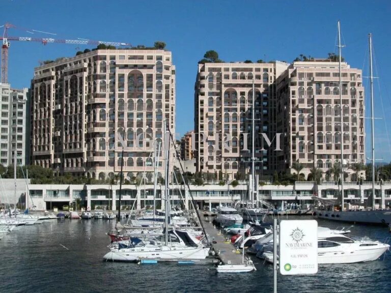 FOR RENT – FONTVIEILLE – 4-BEDROOM APARTMENT IN SE..