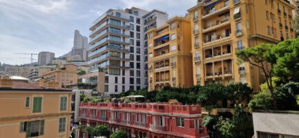FOR SALE – PORT HERCULE – RENOVATED STUDIO WITH TE..