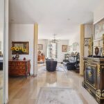 Period building apartment with terrace – in the heart of Nice – Featured