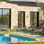 Luxury villa in a calm setting with open views – Gallery 6