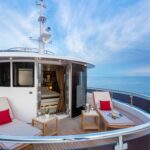 gatsby-master-suite-private-deck