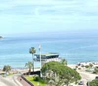 FOR SALE – MENTON – 3-ROOM APARTMENT WITH ROOFTOP
..