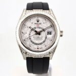 watch_175749475319440