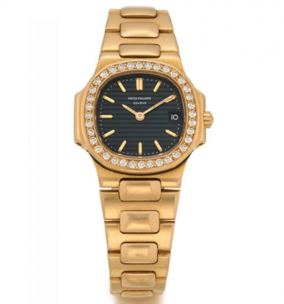 Patek Philippe Lady Nautilus – Ref. 4700/3
Price: ..