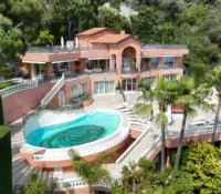 FOR RENT – ROQUEBRUNE-CAP-MARTIN – VILLA NUAGE – P..